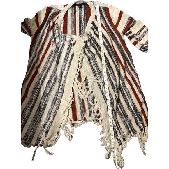 Signature Studio long line asymmetrical fringed ranch  western southwestern open - Picture 9 of 13